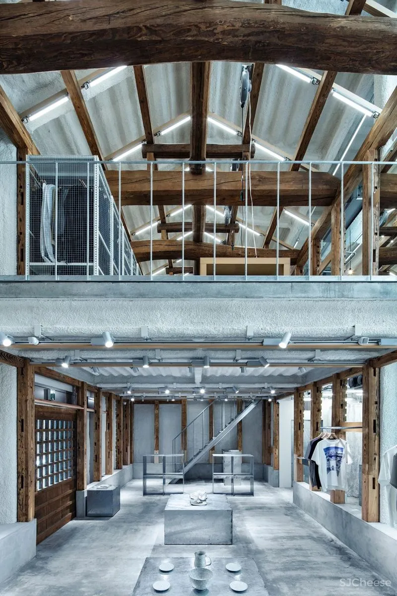 叫板星巴克!日本“网红”设计师,把老厂房改造成咖啡馆,价值47亿,吸引千万人打卡!