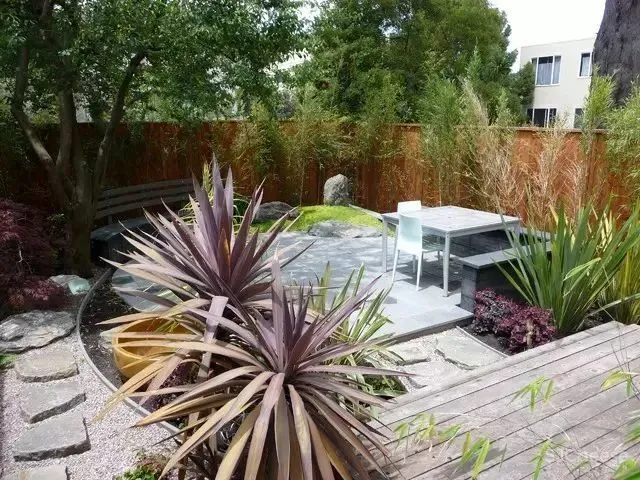 院子虽小，却可以别有温情