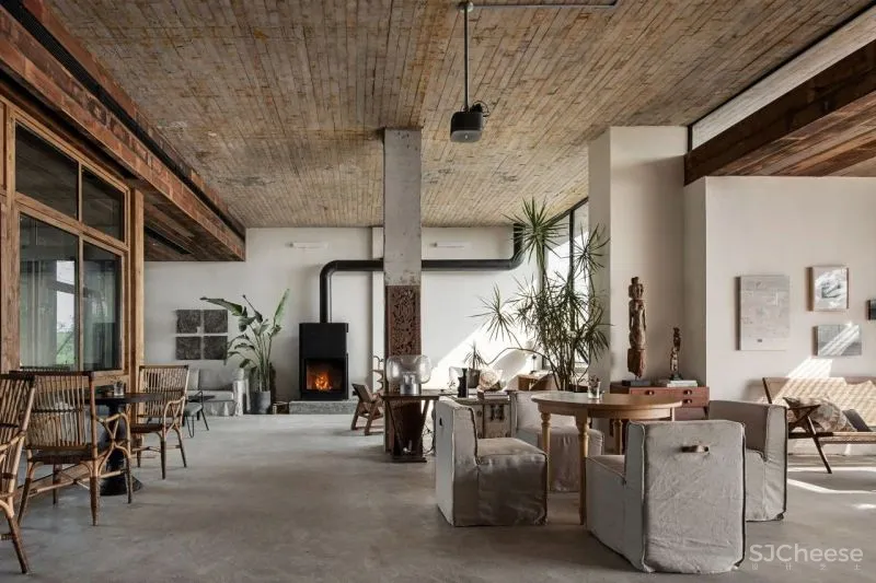 这一年 石朝思 保持自知,保持思想独立