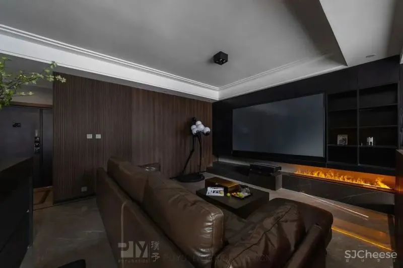 力量黑 生机绿,这个128㎡家既有蓄势的氛围,又有向上的张力! 璞予设计