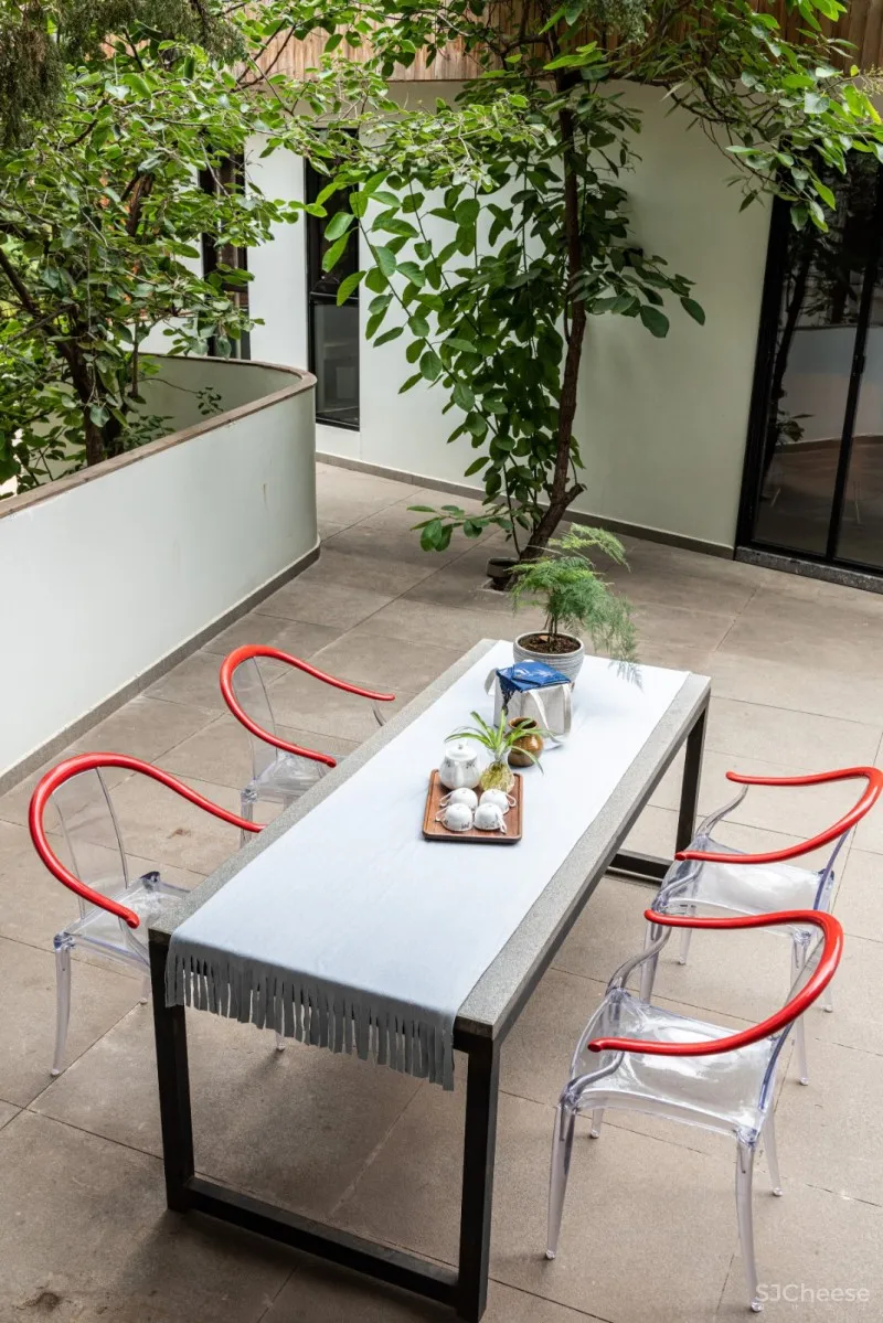 长空创作办公楼:工作与农耕共生 / 长空创作