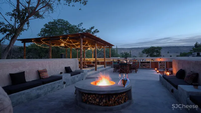 被《跑男》取景的中国小摩洛哥,还是个大佬云集的民宿集群,去年我就抢先打卡了!