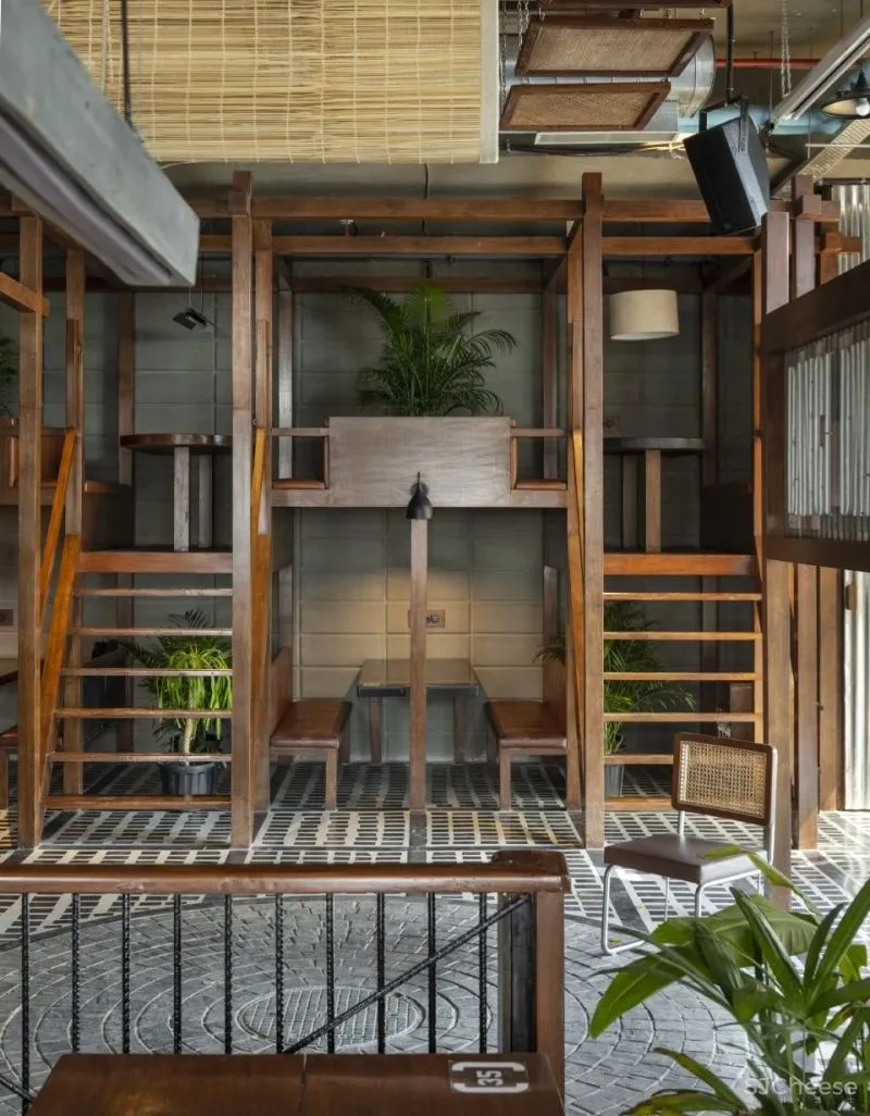 印度首家应对疫情的餐厅出现！乡村但实用，网友：“连魔幻的邻国都不敢草率了！”