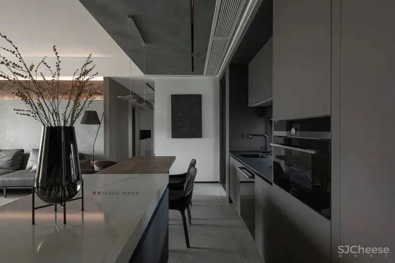 简约黑白灰,LDK一体化设计,含小花园的轻工业之家 桐里空间设计