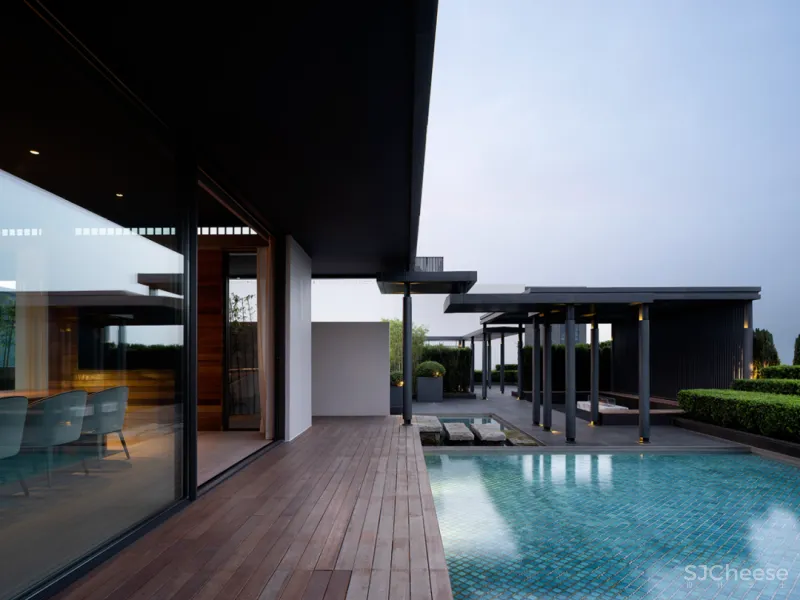 屋顶上的庭院，天空下的小雅 大相设计