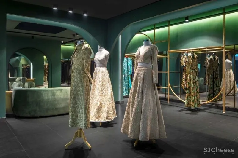 印度新德里的一家服装店，设计怎么样？