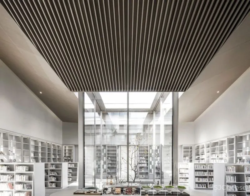 苏州图书馆入驻!这座 2600 ㎡ 售楼处将光线与建筑融合到极致