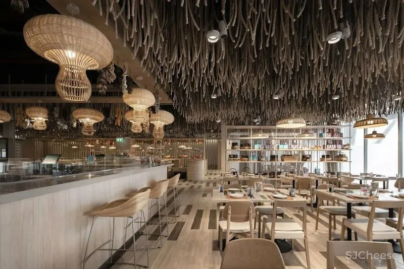 两个国外特色主题餐厅设计:风情不俗