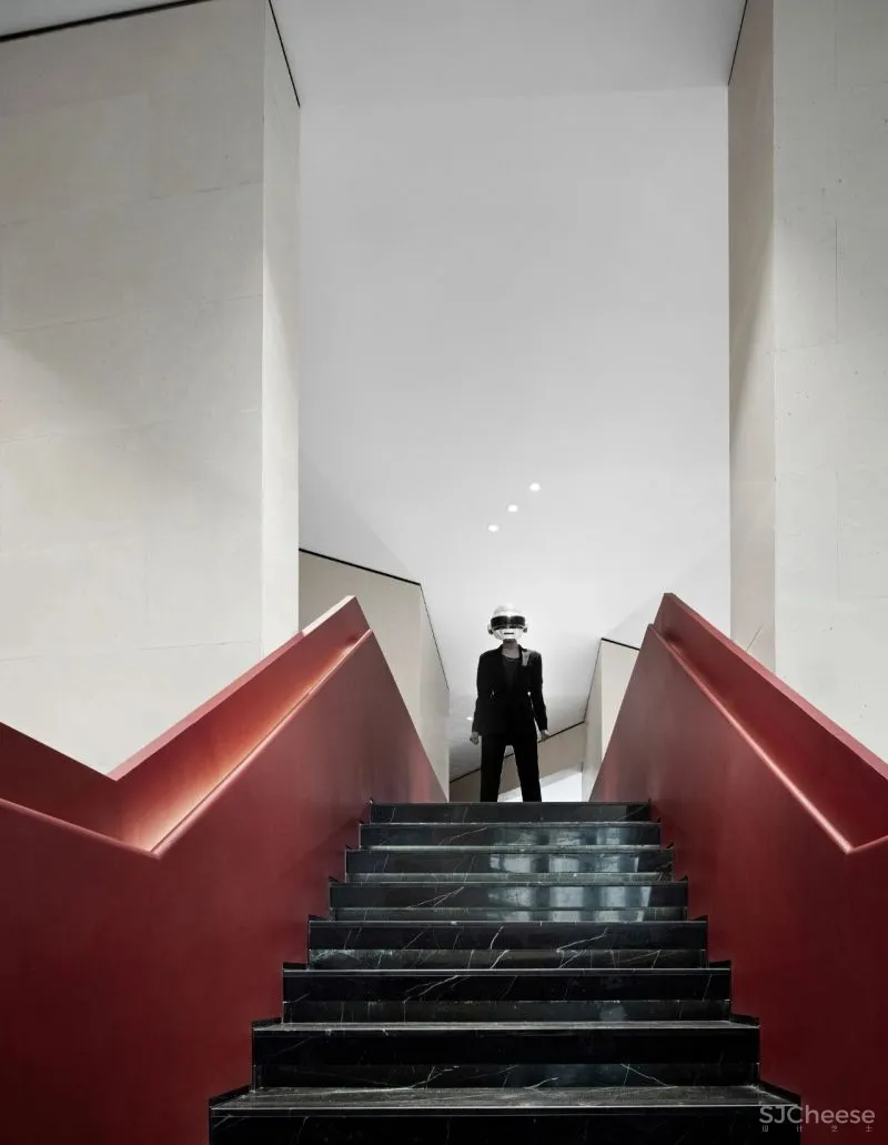 解构主义，发现建筑空间的机械美学 零次方设计