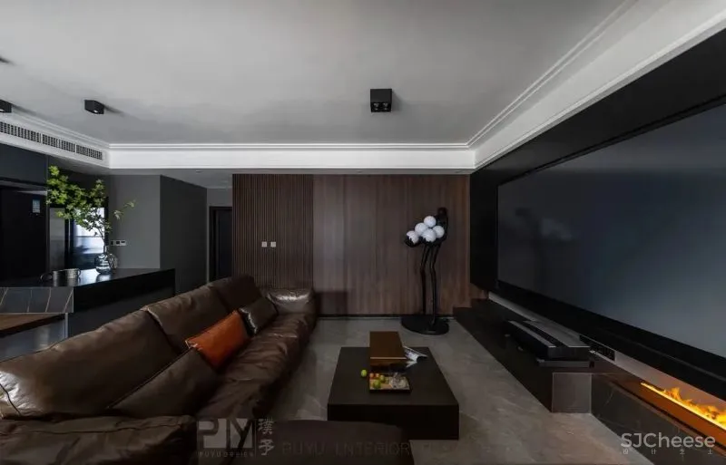 力量黑 生机绿,这个128㎡家既有蓄势的氛围,又有向上的张力! 璞予设计