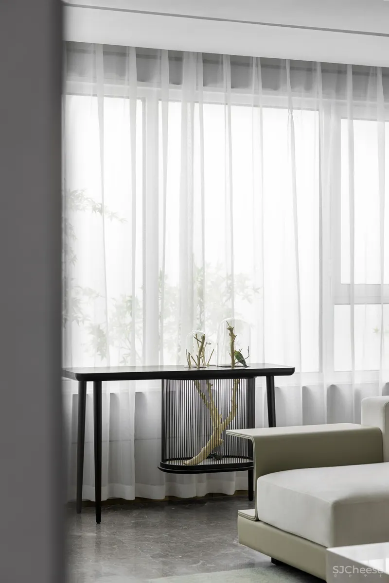 岳蒙:白 N色,简朴至极的高级!