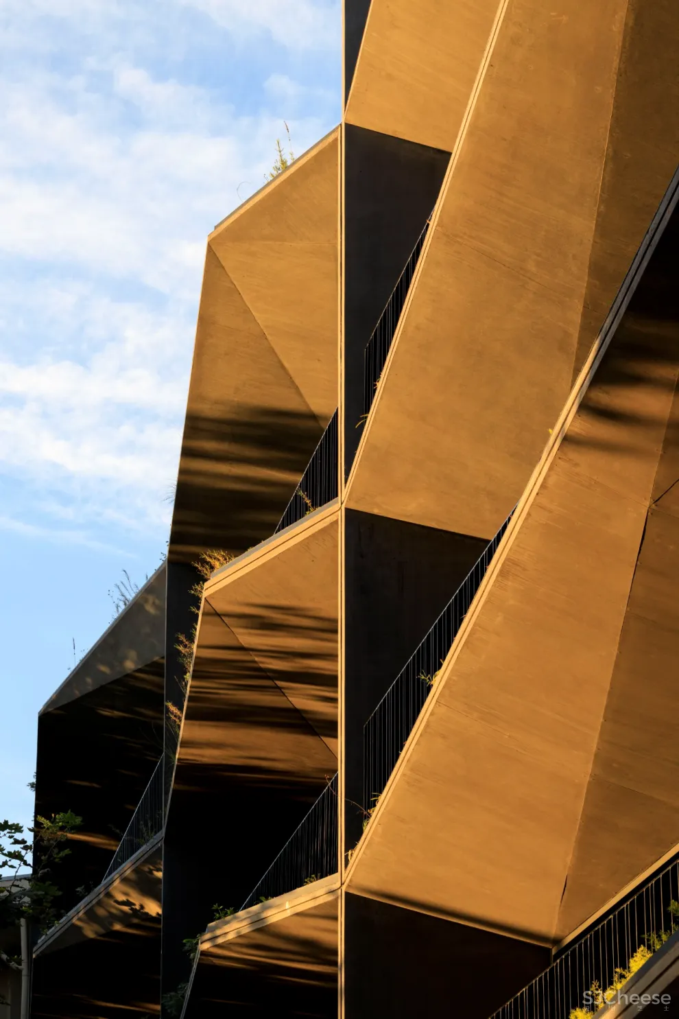 外墙个性内装简单的精装公寓，简约自然才是未来趋势