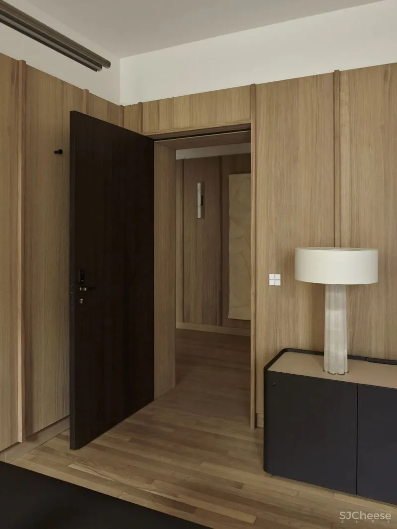 85㎡质朴空间，简约典雅