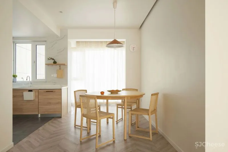 原木与奶白,116㎡极简空间的雅致静谧|无见设计