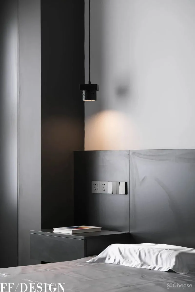 骚动的红 | 明而暖的独居空间