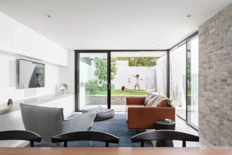 白色空间,简单而纯粹!