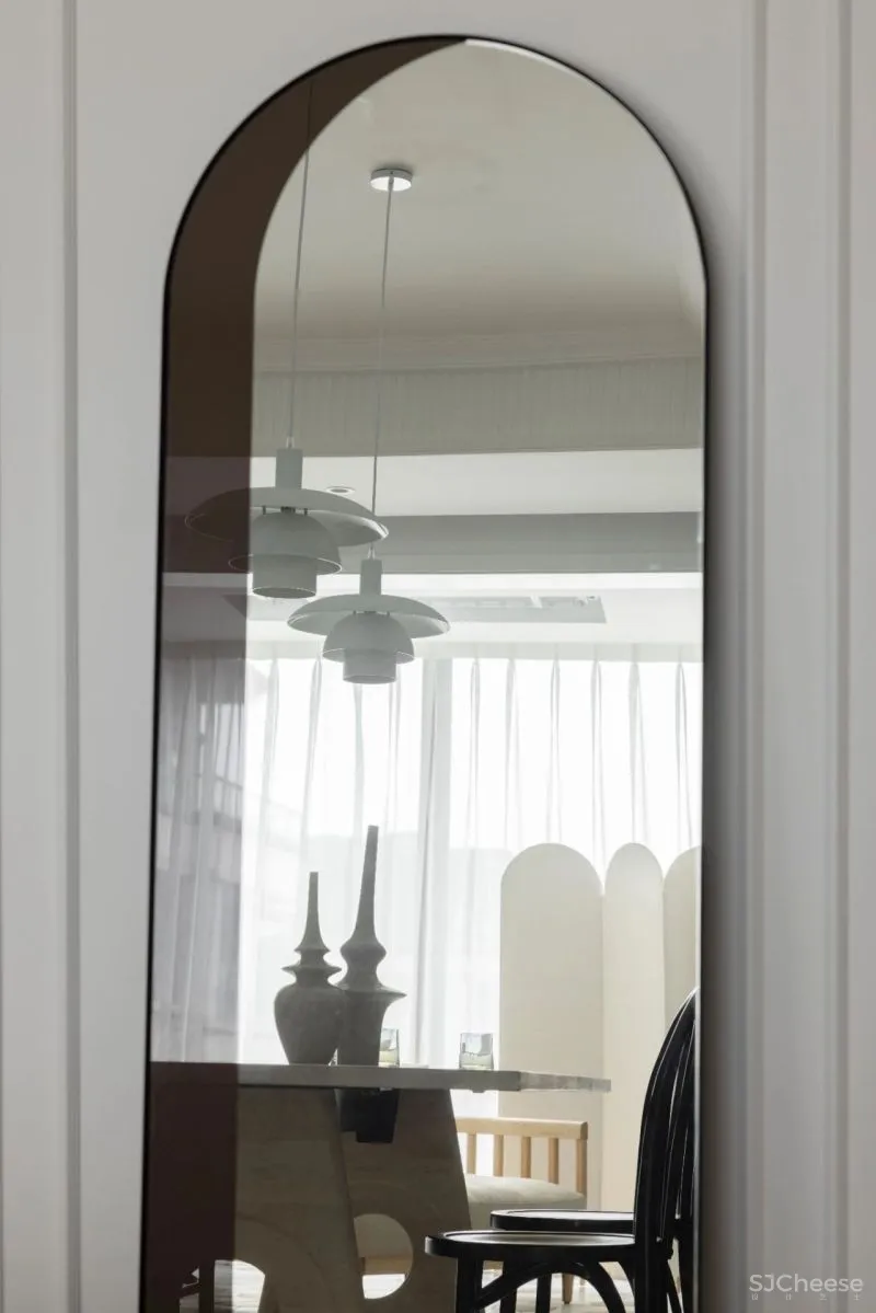 典雅浅灰,诠释法式的随性与浪漫 观白设计