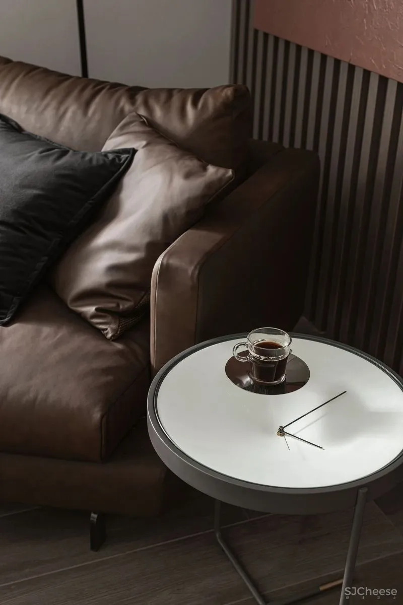 135㎡简约风,巧用大地色系,她家优雅又耐看!