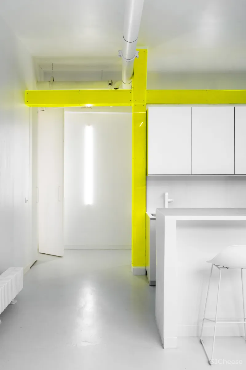 70年老破旧,改完亮三倍!极简设计也能这么有活力