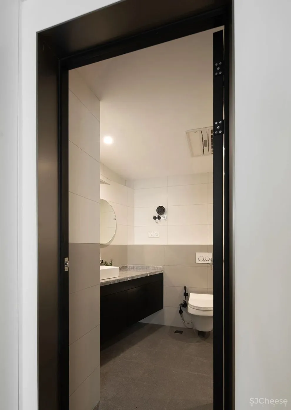 自由平面与流动空间 DNA