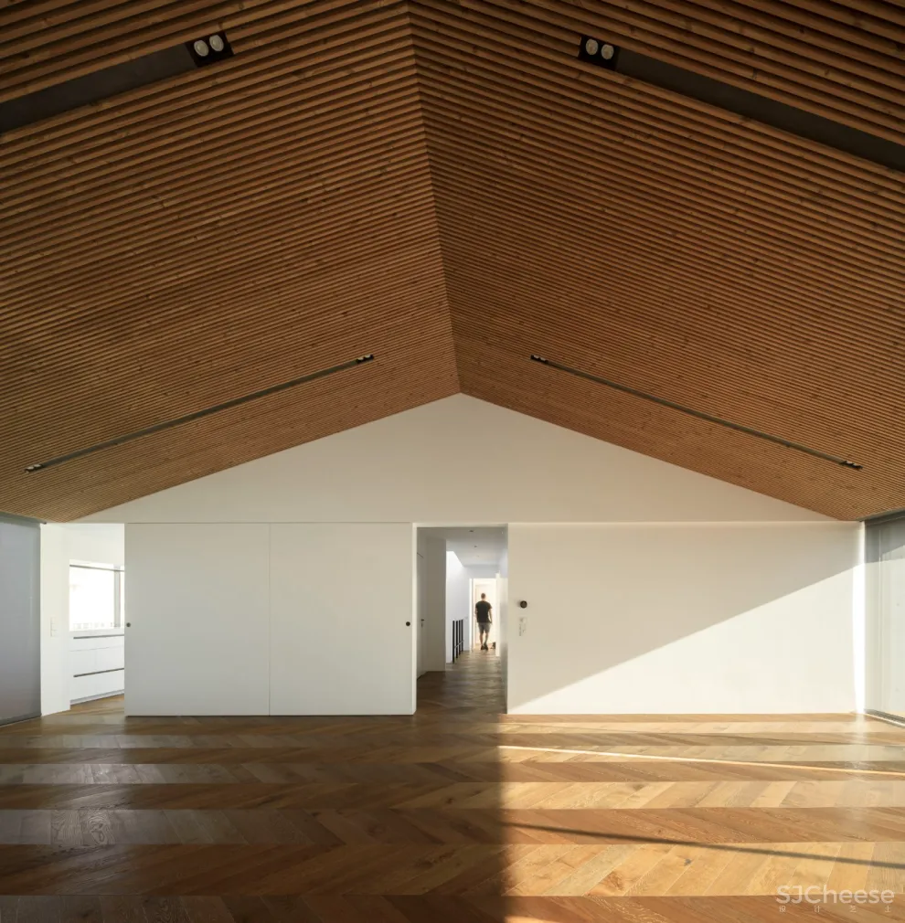 外墙个性内装简单的精装公寓，简约自然才是未来趋势