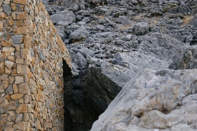 人类再次回到洞穴居住 黎巴嫩Cana Guesthouse