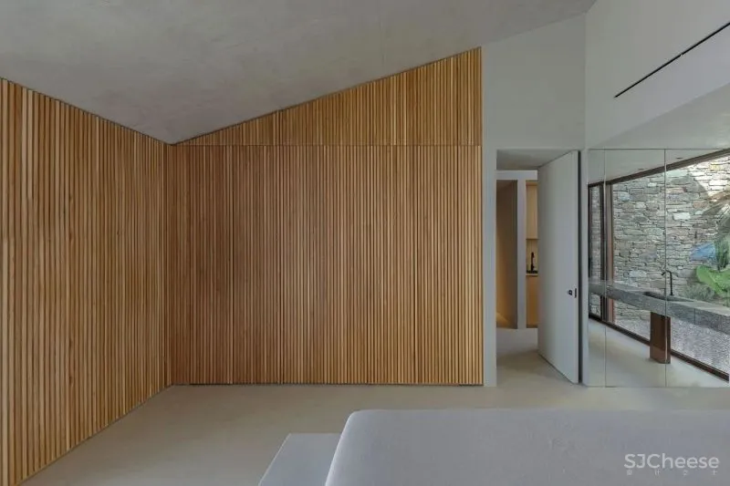 藏在山体里的“隐身”别墅，这才是真正与自然融为一体