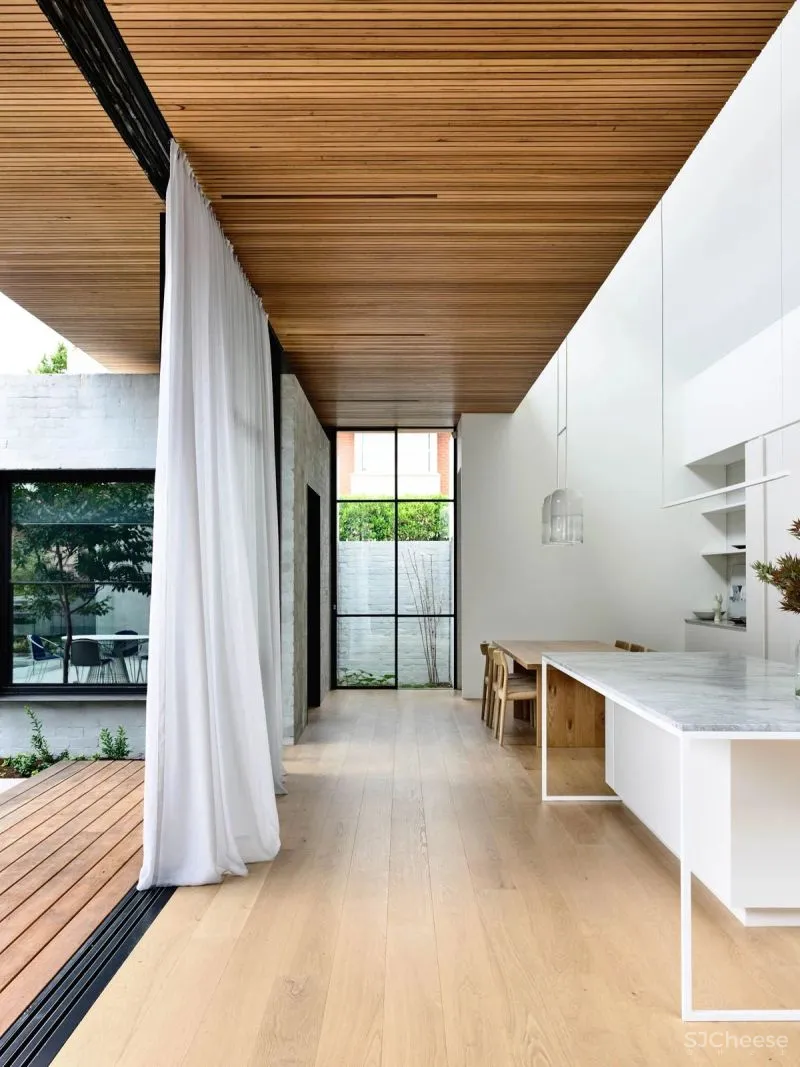 Tom Robertson 非凡的质感