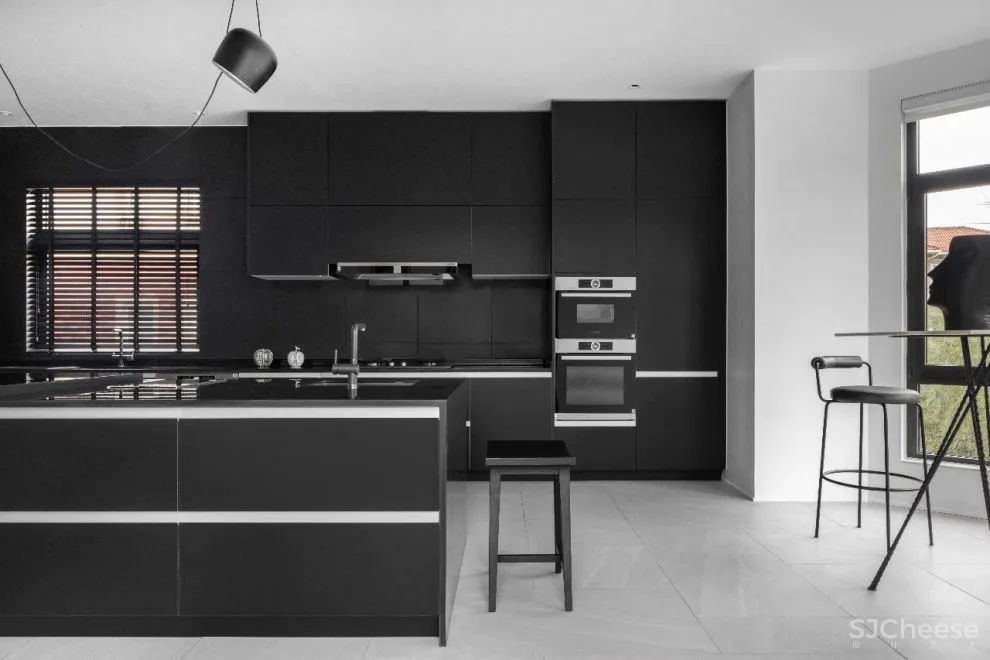 刘宏新作 简约,是另一种形式的高级与奢华