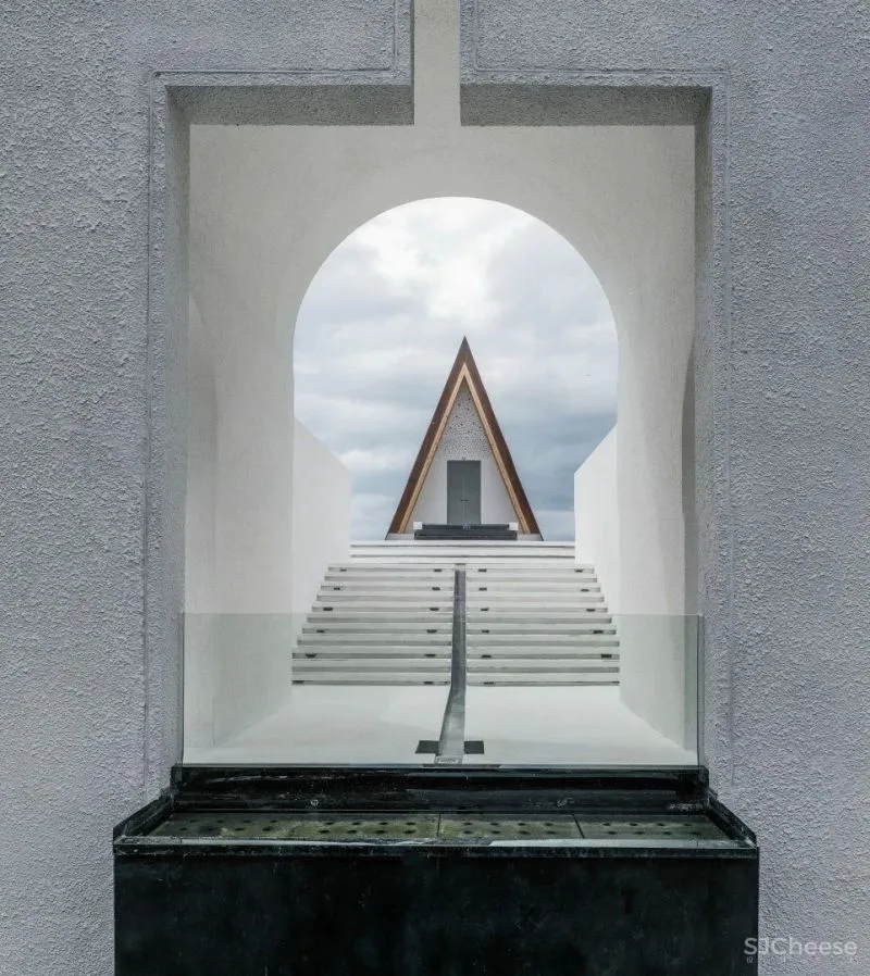 海天之间,刹那即永恒——三亚保利浅海时光里追光礼堂 联创设计