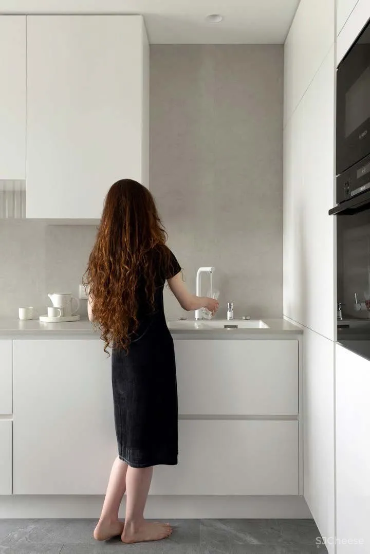 70㎡ 一居室,无主灯的客厅好看又显大!