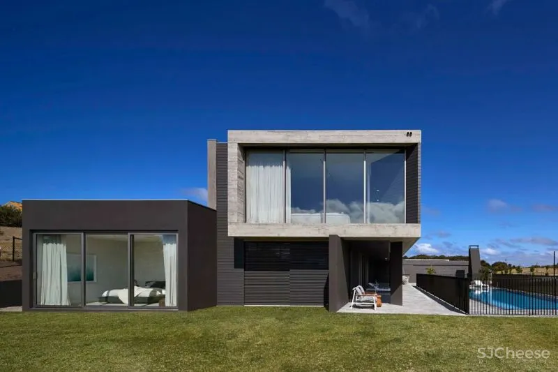 质朴自然的实用主义 Rachcoff Vella新作