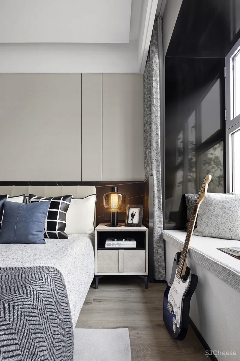 岳蒙:白 N色,简朴至极的高级!