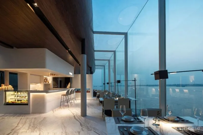 长江边上的艺术酒店 以游轮为主题的乐享空间