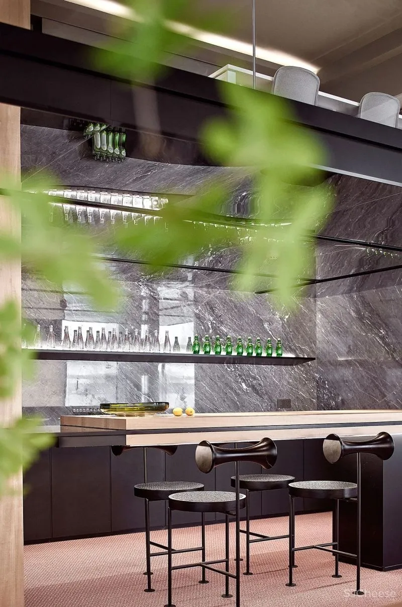 WJ STUDIO万境设计：运河畔的汽车盒子