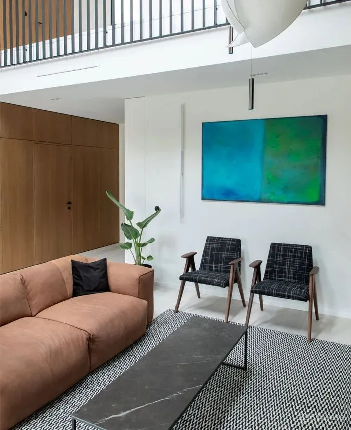 曾经劣势明显的斜顶小屋,摇身变为了时髦与舒适兼得的梦想宅