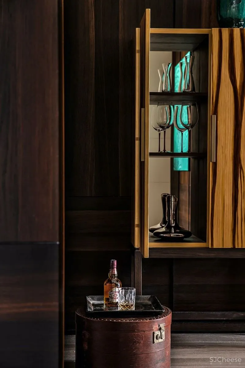 G ART 集艾 410㎡ 野奢大平层,自带空中泳池,坐拥一座山!