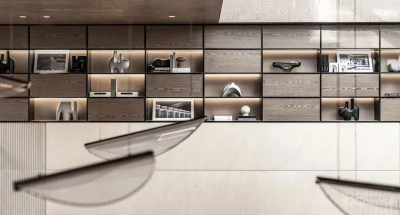 研质共设 430㎡ 气质大宅,北方和煦的下沉庭院