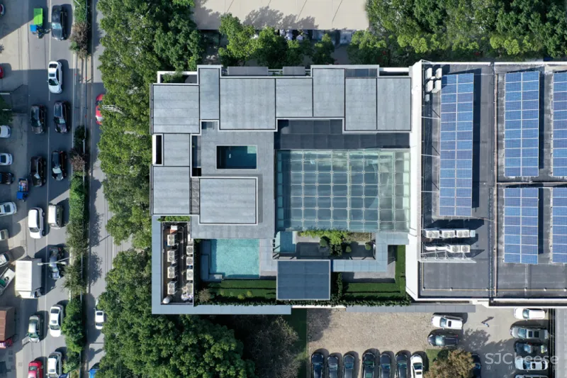 屋顶上的庭院，天空下的小雅 大相设计