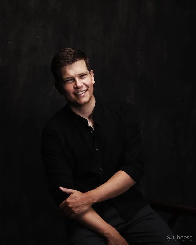 Roman Vlasov 疯狂又浪漫的设计