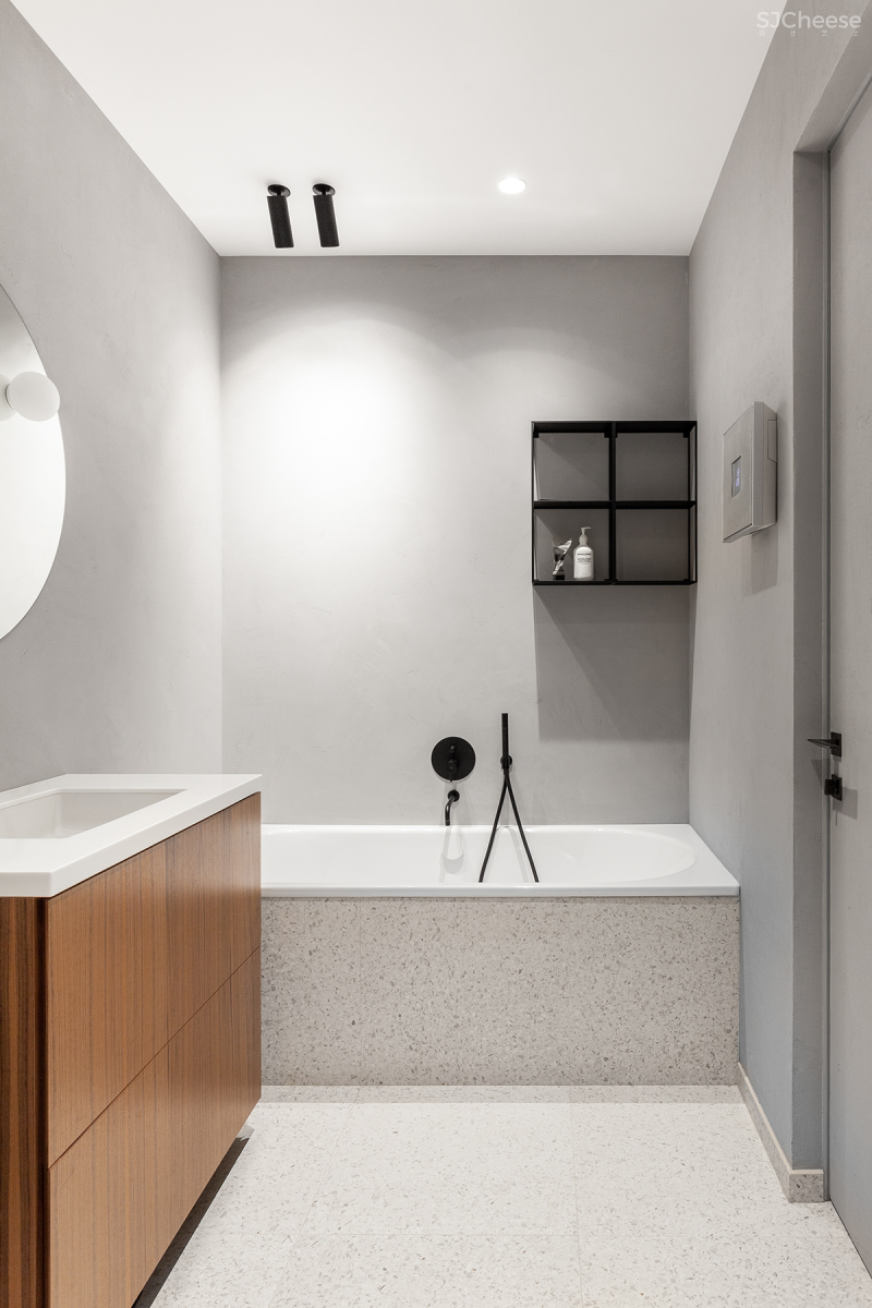 100㎡ 两室一厅，黑色墙面这样使用一点都不沉闷