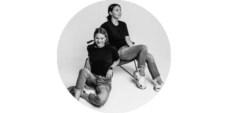 80㎡ 两室一厅，大理石、黄铜、原木这么搭更有轻奢范儿！