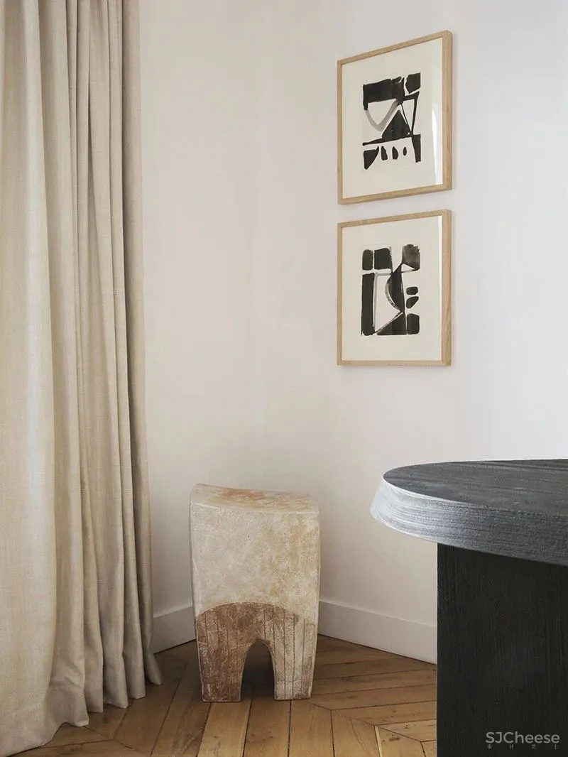 85㎡ 精致公寓,用雕塑做装饰太有腔调了!