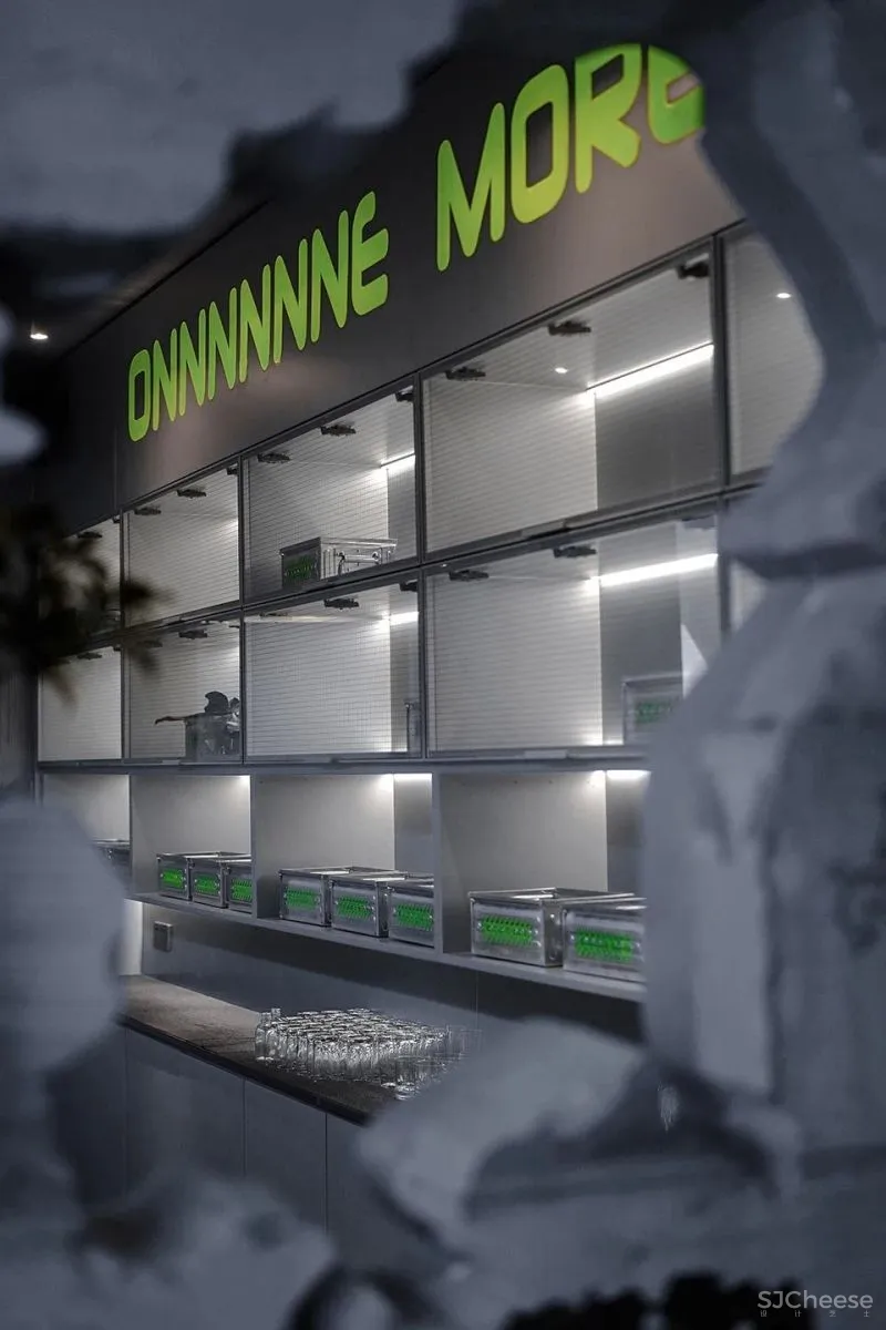 小空间内的未来聚集地 onnnnnne more酒吧