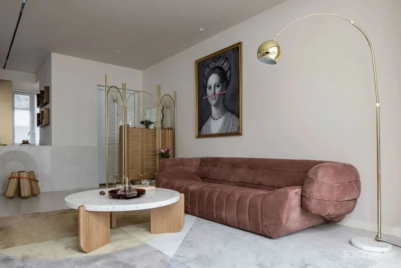 “书迷”教师夫妻的复古家,客厅卧室打通,餐厅放阳台,90㎡显大3倍!美呆!