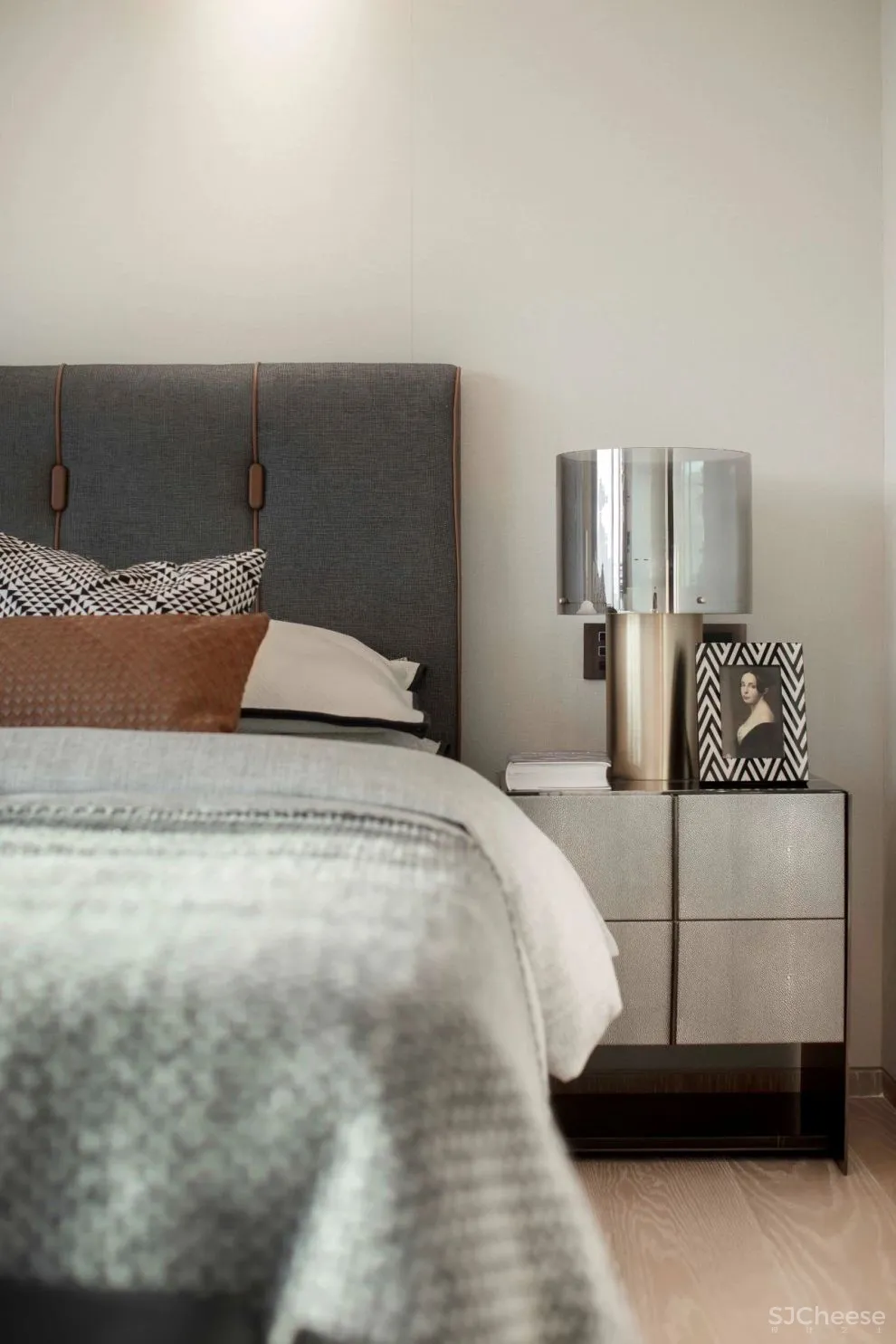 深圳最高全复式住宅楼,4个样板房公开,还有二手豪车店拿下吉尼斯记录!