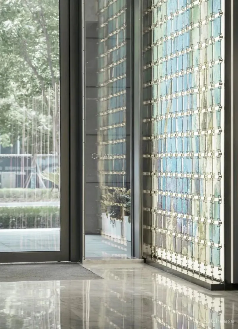 冰川时代的水晶塔,回归自然的场所精神丨由问设计