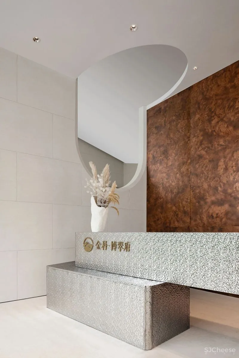 AOD新作：恰到好处的留白，重塑世界原初的安静！