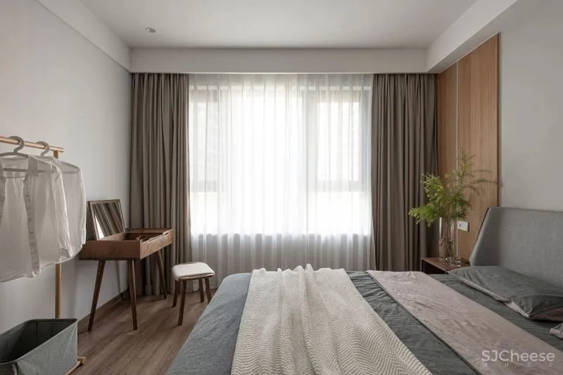 130㎡“重脑力工作者”的家:原木 留白,下班后彻底放空!