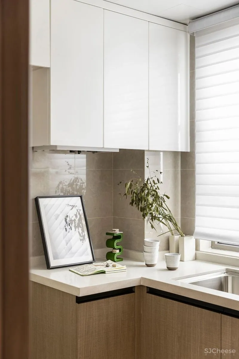 EVD廿象设计:精巧宅居,红绿蓝交迭构建家的理想色!